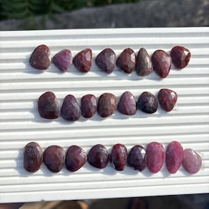 Lotto di fette sfaccettate di rubino naturale / Lotto di gemme di rubino sfuse / Fette di rubino naturale per la creazione di gioielli