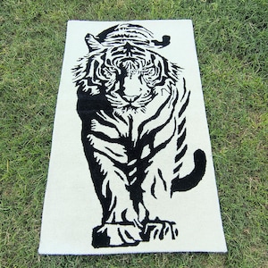 Hand Tufted Tiger Rug – Black & White Animal Print Carpet, Bold Jungle Theme Home Decor, Modern Statement Floor Art