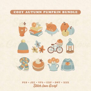Può includere: Un set grafico digitale intitolato COZY AUTUMN PUMPKIN BUNDLE con dodici illustrazioni: una tazza, libri, un gatto, zucche, un berretto, foglie, una bicicletta, una lanterna, una sciarpa, una torta, una brocca con fiori e un maglione.