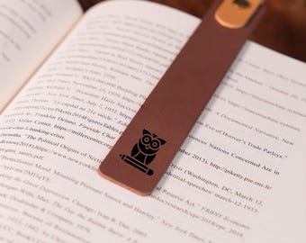 Personalized Leather Bookmark, Custom Engraved Bookmark, Handmade Leather Bookmark, Reading Accessory, BookTok Gift for Women