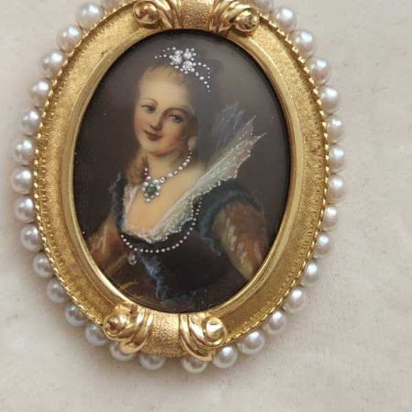 Estate Corletto 18k 750 gold Italy pearl diamond Victorian portrait woman brooch/pendant