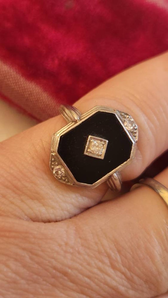 Estate 900 Platinum Diamond Onyx statement ring sz