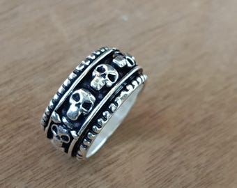 Skull Spinner Ring: geoxideerde 925 sterlingzilver Gothic Biker Ring