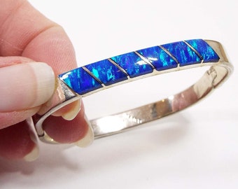 Sterling Silver Vintage Hinged Bangle Bracelet with Simulated Blue Opal Retro 1980s Made in Mexico