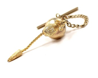 Small 1960's Mid Century Vintage Mouse Tie Tack with Serpentine Chain Tail, Gold Tone Lapel Pin, Unisex Gifts for Them