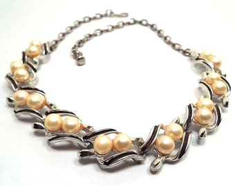 Faux Pearl Mid Century Vintage Link Necklace, Black and Silver Tone, Adjustable Size