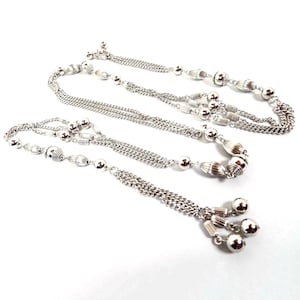 1960&#39;s Sarah Coventry Silver Tone Metal Tassel Vintage Lariat Necklace, Mid Century