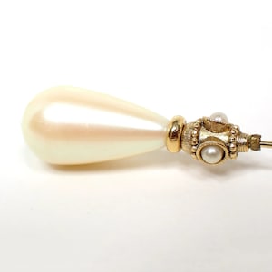 1980s Vintage Faux Pearl Teardrop Hat Pin