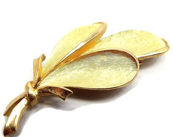 Crown Trifari Mid Century Vintage Leaf Brooch Pin, Gold Tone