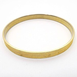 Textured Gold Tone Metal Vintage Bangle Bracelet