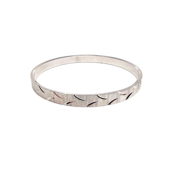Vintage Crown Trifari Textured Engraved Silver Tone Bangle Bracelet
