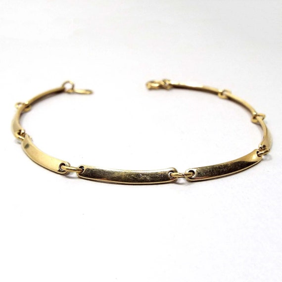 Avon Vintage Bracelet, Gold Tone Simple Plain Cur… - image 1