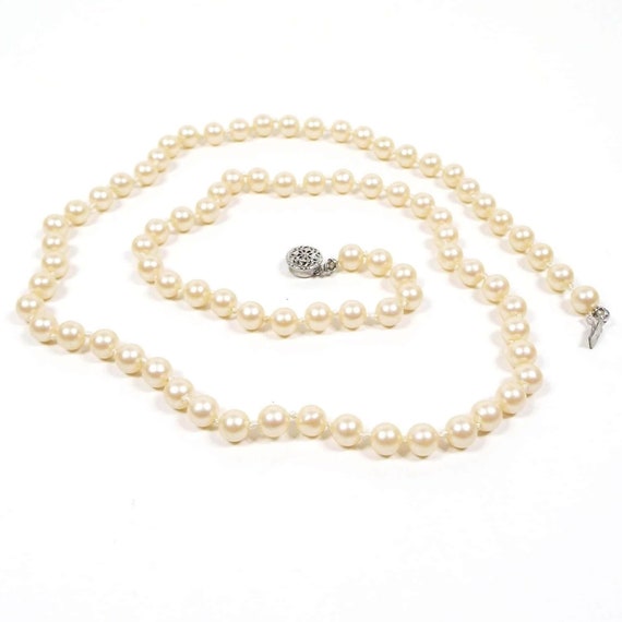 Vintage Faux Pearl Necklace with Box Clasp - image 1