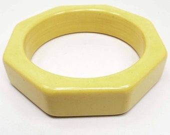 Yellow Octagon Vintage Bakelite Bangle Bracelet, Geometric Jewelry