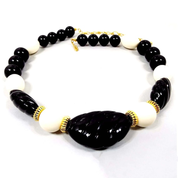 Black and White Lucite Beaded Vintage Necklace, G… - image 1