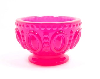 Small Handmade Neon Pink Resin Decorative Footed Bowl with Oval and Dot Pattern, UV Fluorescent, Gifts for Her