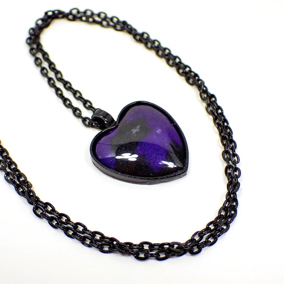 【BLACKPURPLE】Heart Basic Chain Necklace Woman Handmade Black and Bluish Purple Resin Heart Pendant