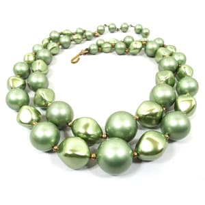 Green Plastic Beaded Mid Century Vintage Multi Strand Necklace