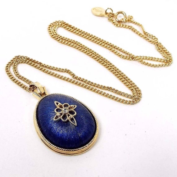 1980s Avon Blue Vintage Pendant Necklace with Rhi… - image 1