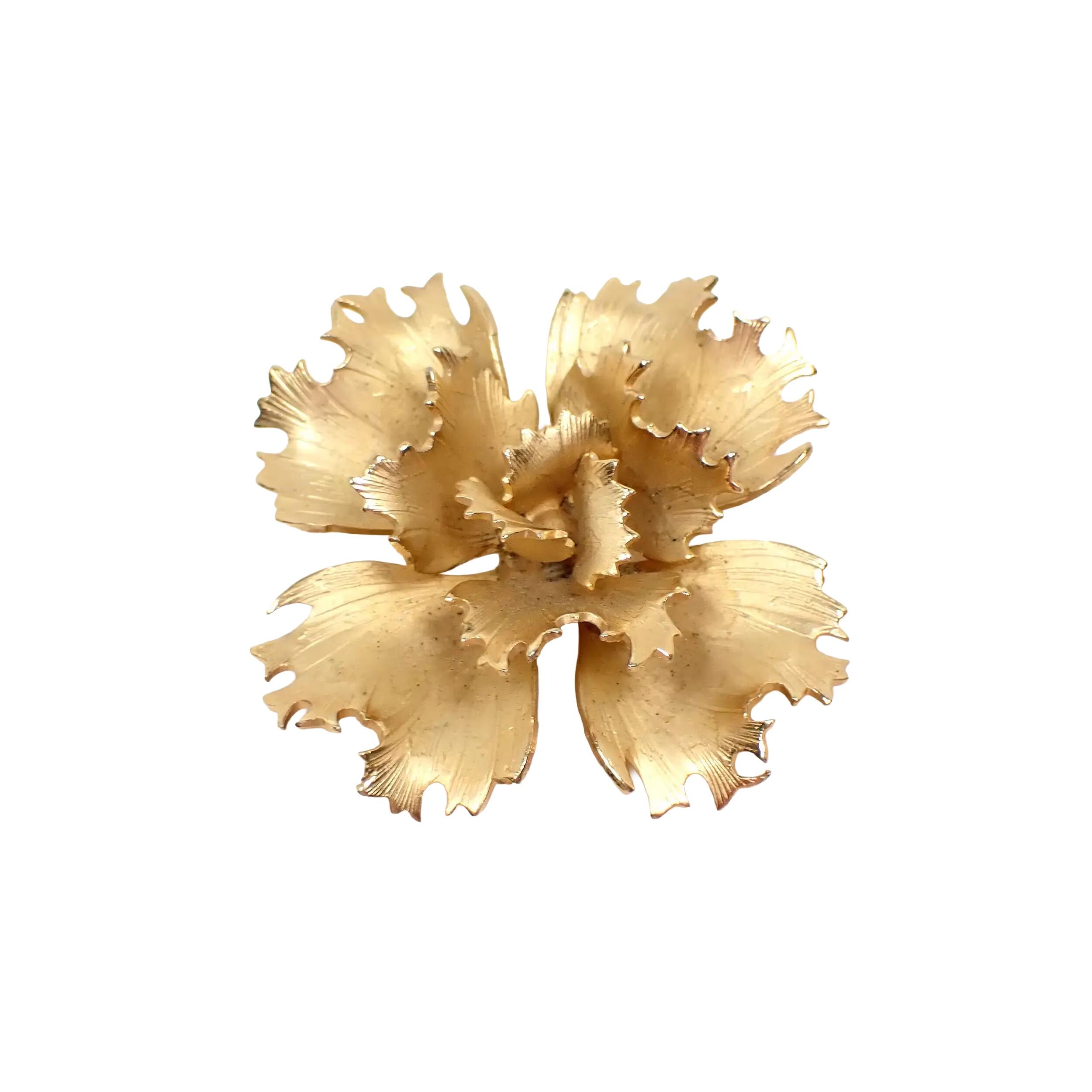 Giovanni Mid Century Vintage Matte Gold Tone Flower Brooch  display picture 2