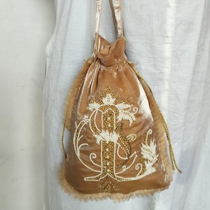 Bolsas Potli personalizadas bordadas a mano