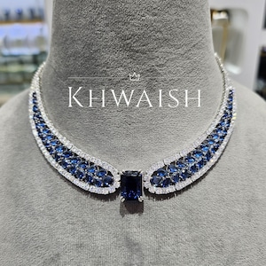 Conjunto de collar y aretes tipo gargantilla de plata con zafiro azul radiante y diamantes de circonita cúbica de talla pera, joyas de diamantes, collar de diamantes azules.