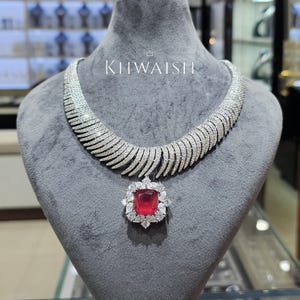 Kunglig Rubinröd Kuddslipad Snörhänge Choker Diamant Cz Halsband och Örhängen Set