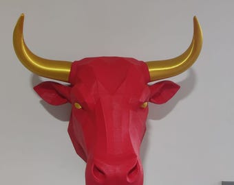 Red Bull Head Wall Decor – Gold Horn Low Poly 3D Printed Sculpture