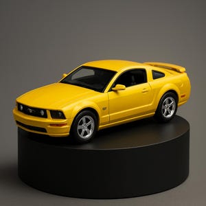 5&quot; 2006 Ford Mustang GT Diecast Model Toy Car 1:38 Yellow