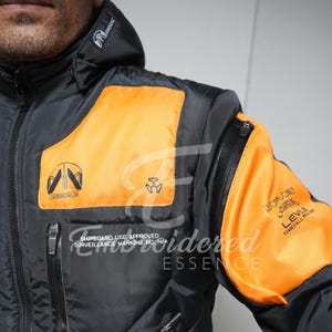 Handgjord svart fallskärmsjacka: Cyberpunk Cosplay-dräkt bild 8