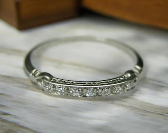 Vintage Diamant Ehering 14K Weißgold | Art Deco Halb Eternity Ring | Bandring mit Gravur | Antiker Hochzeitsjubiläumsring