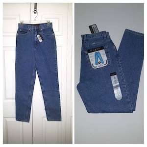 Ask not ... vintage 90s Guess jeans / 1990s mom denim / high rise waist waisted / deadstock NOS ..  size 4 5 6 / waist 26 27 28