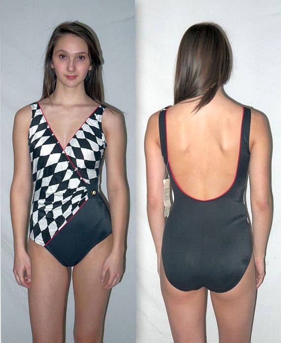 Hot spot ... Vintage 70s 80s Sirena swimsuit / bat