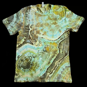 Small geode ice dye tiedye t-shirt, adult unisex small, looks like a moss agate