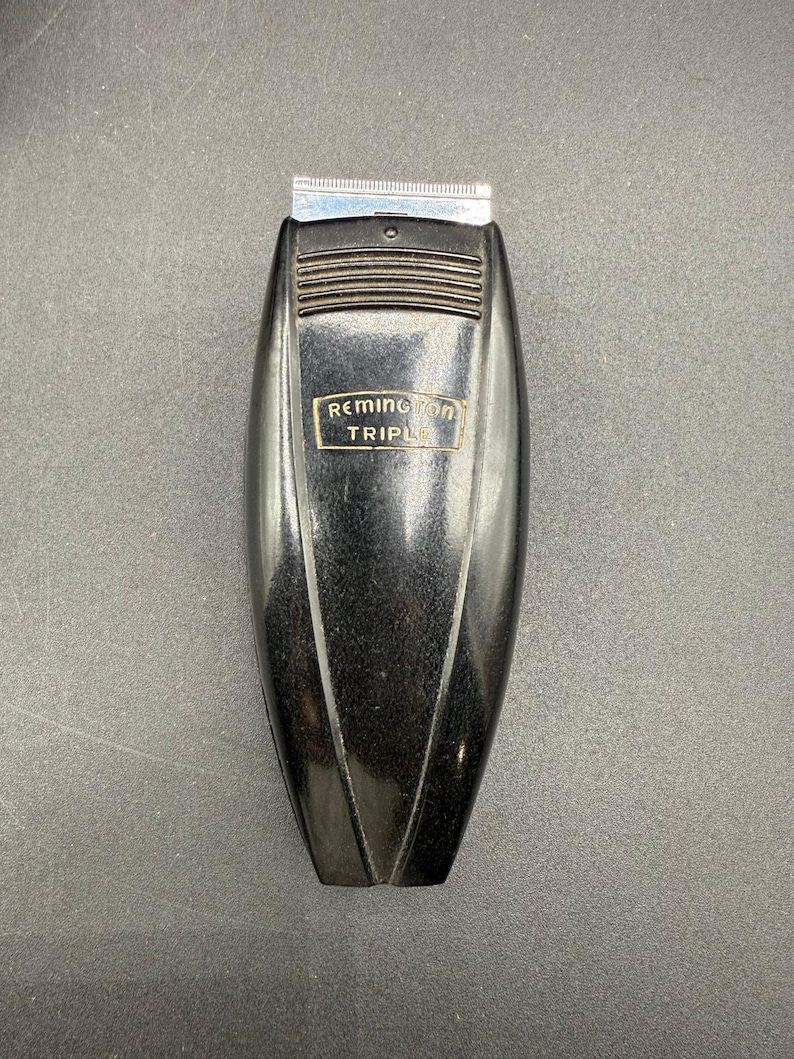 Vintage Remington-Rand Blue Streak Triple Electric Shaver Model 377 image 4