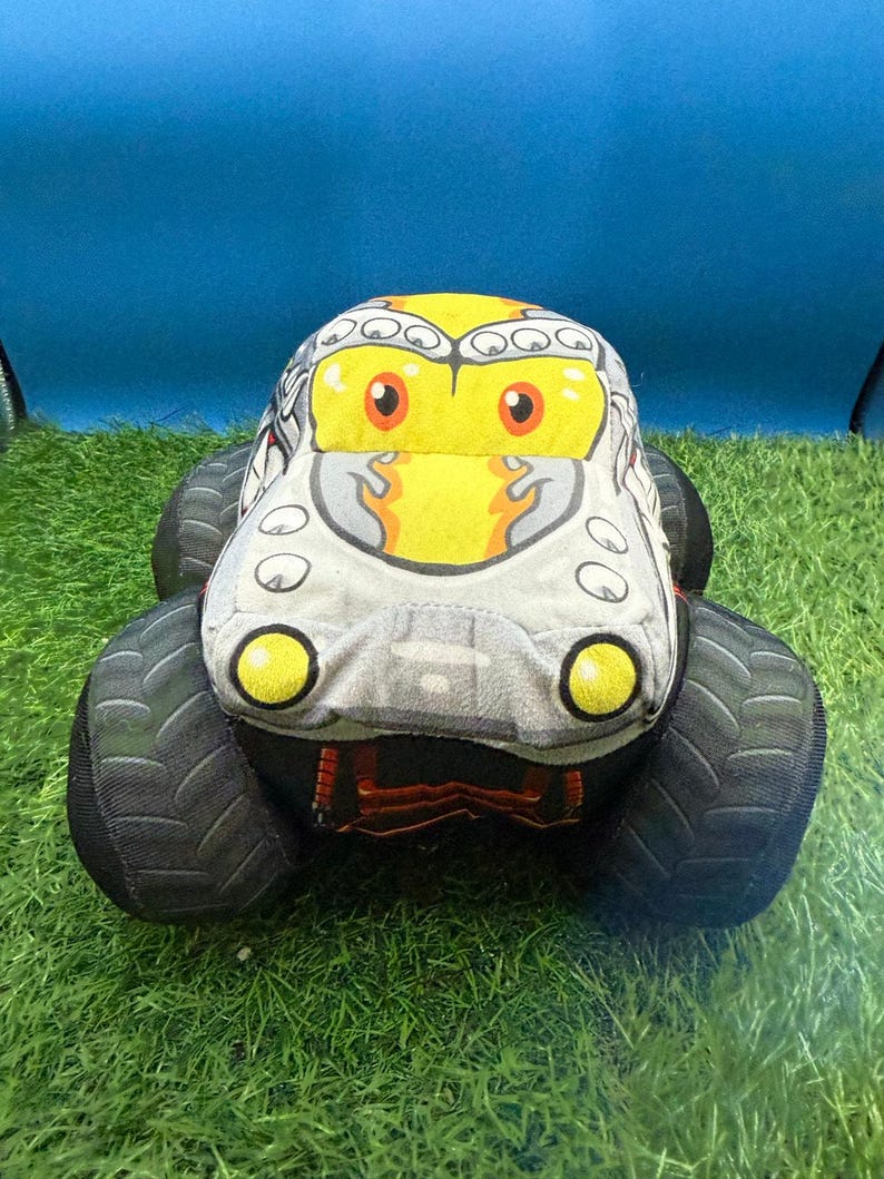 Lote de 5 peluches suaves de Monster Jam Monster Trucks imagen 5