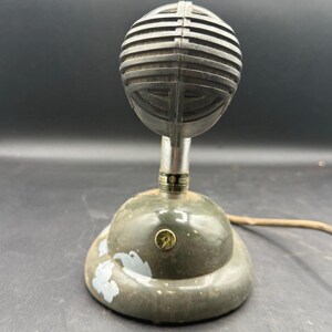 Vintage 1940's Shure Brothers 708SH microphone with S36 model stand image 7
