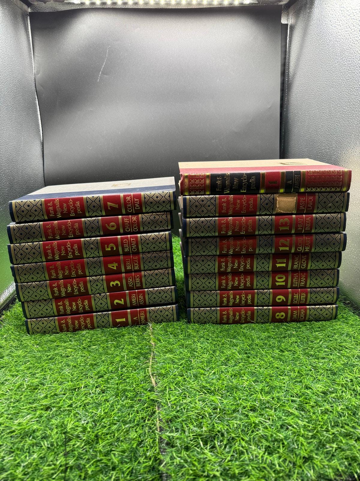 1986 Encyclopedia Set - Etsy