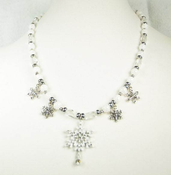 Snowflake Necklace and Earring Set: Silver Plated Winter Jewelry
