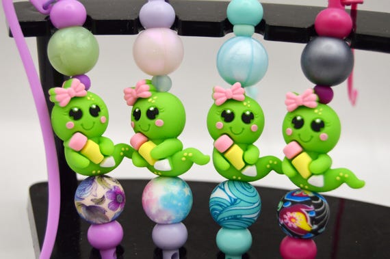 Pretty Book Worm Bookmark