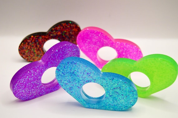 Resin Heart Book Page Holder, glow in the dark