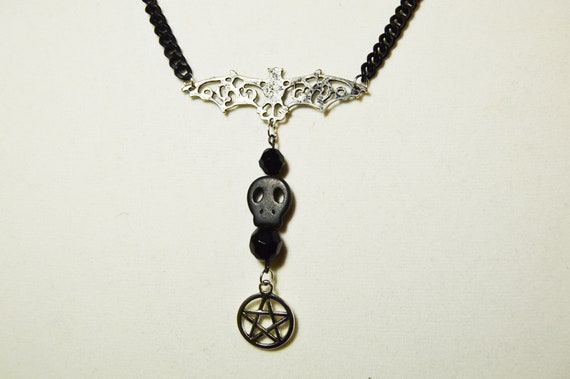 Black Chain, Bat, Skull, Pentagram Necklace. | Halloween | Goth | Punk