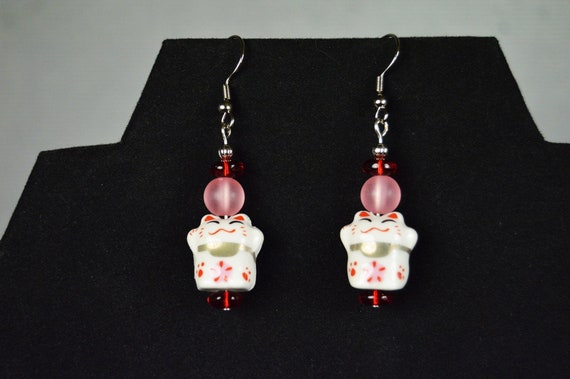Lucky Cat Earrings, Red, Pink, Asian, China, Restaurant, Waitress, Server