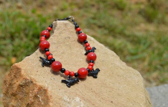 Black crows and red malachite beads bracelet, Raven, Crow Gothic