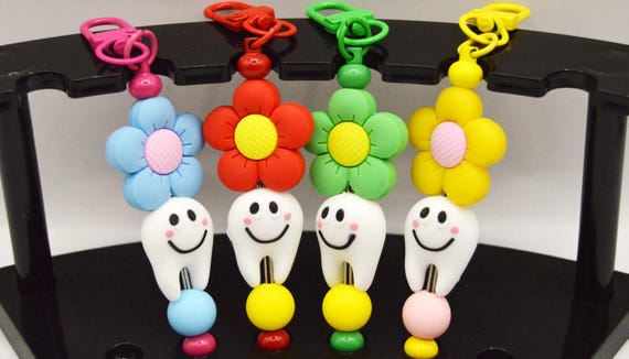Flower and Tooth Keychain, Dentist, Dental School