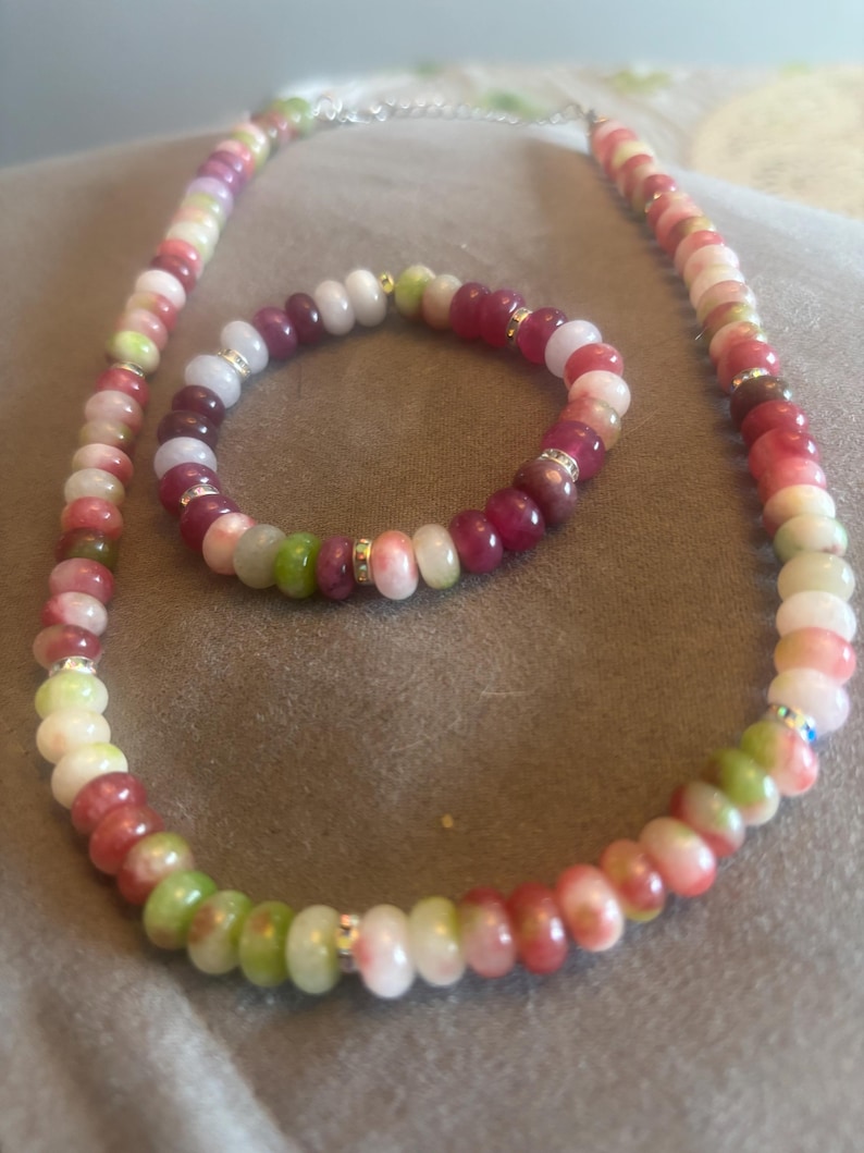 Conjunto de collar y pulsera con piedras arcoíris multicolores y detalles de cristal, inspirado en Anthropologie imagen 1