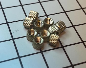 10 Stück recycelte Gerändelte Messing Halsbänder - Steampunk Metallteile