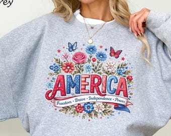 250 Years of Freedom Floral Sweatshirt, America Independence Day Flower Shirt, Fourth of July Wildflower Hoodie, Unisex Patriotic Crew Shirt