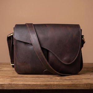 Personalized Handmade Buffalo Leather Crossbody Bag | Top Grain Leather Messenger Purse | Vintage Shoulder Satchel Gift for Women Men | HLC