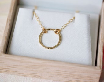 Solid gold circle necklace, 14K yellow gold circle pendant, eternity necklace, Goldfill chain, minimalist , bridesmaid gift, gold necklace,